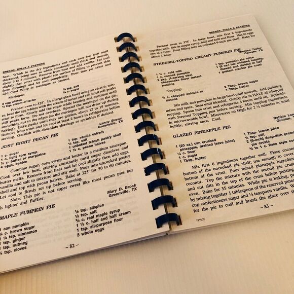 Y2K Vintage Cookbook "Hunt County Cookbook" by Herald Banner The Commerce Journa - Picture 6 of 10